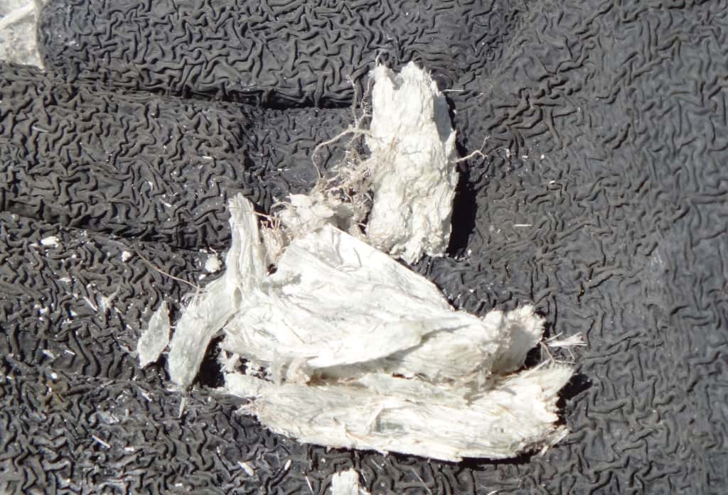 アスベスト 触ってしまった